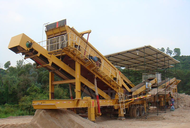 建筑垃圾破碎現場(chǎng)