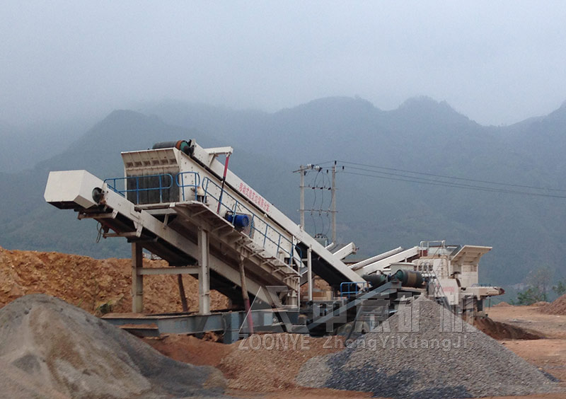 移動(dòng)建筑垃圾處理現場(chǎng)