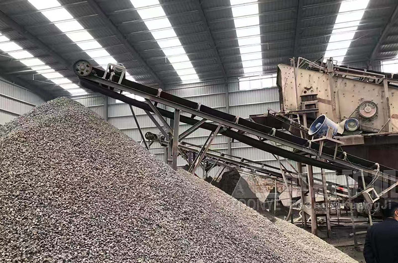 建筑垃圾破碎現場(chǎng)